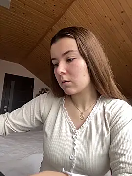 mewKate online show from 03-15-25, 09:52