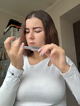 mewKate online show from 10-11-25, 08:24