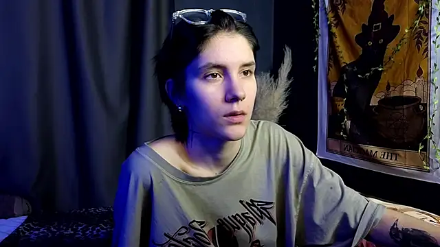 Hyeon Jin online show from 02-03-25, 12:47