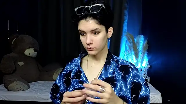 Hyeon Jin online show from 03-13-25, 11:08