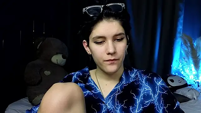 Hyeon Jin online show from 03-13-25, 02:12