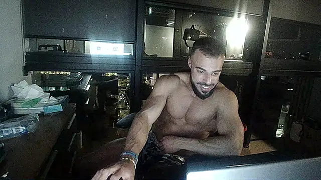 Snapshot of todddantes25 chatting on 01-10-25, 10:46 todddantes25 online show from 01-10-25, 10:46