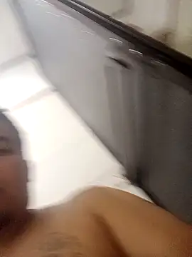 Snapshot of parejanuevahoff chatting on 09-26-25, 05:28 parejanuevahoff online show from 09-26-25, 05:28