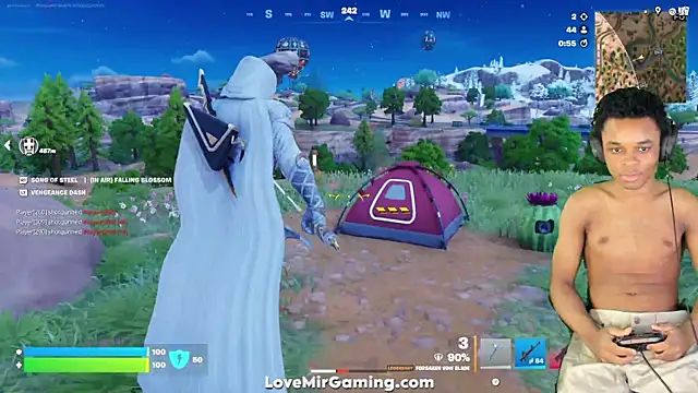 Snapshot of lovemirgaming chatting on 12-19-25, 03:57 lovemirgaming online show from 12-19-25, 03:57