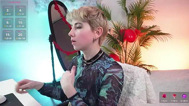 Aurora First online show from 02-12-25, 07:24