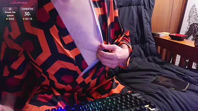 Snapshot of fractal74 chatting on 01-19-25, 01:00 fractal74 online show from 01-19-25, 01:00