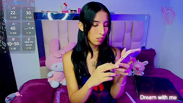 Snapshot of Silver_Rosex chatting on 11-11-25, 02:55 Silver Rosex online show from 11-11-25, 02:55