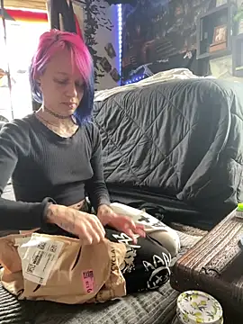 trashbrat online show from 04-02-26, 08:28