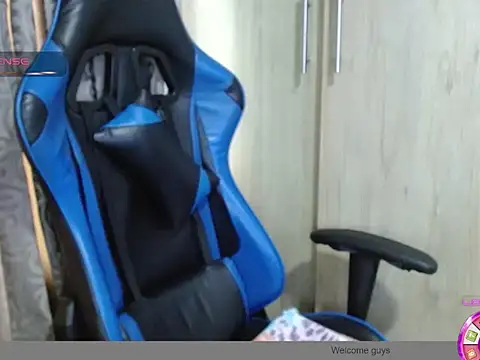 Snapshot of Danielagomez33 chatting on 04-13-26, 12:54 Danielagomez33 online show from 04-13-26, 12:54