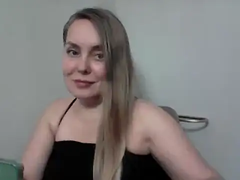 Lolawhite8 online show from 03-12-25, 05:02