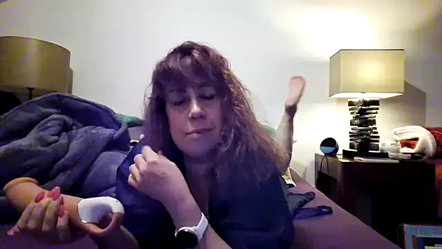 Snapshot of sweetinside_ chatting on 02-23-25, 06:56 sweetinside online show from 02-23-25, 06:56