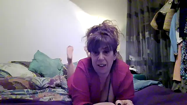 sweetinside  online show from 12-17-25, 08:26