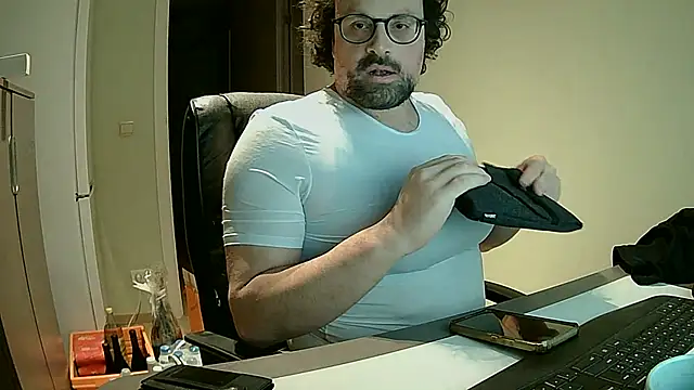 littlehairyman online show from 01-09-26, 07:55