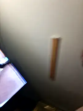 hesjustafriend online show from 07-04-26, 05:02