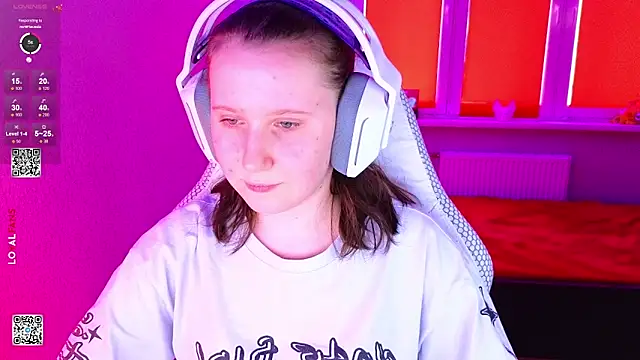 Snapshot of mon_lola chatting on 02-27-26, 12:49 mon lola online show from 02-27-26, 12:49