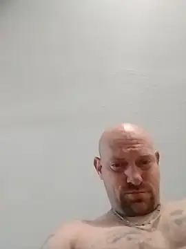 Snapshot of jayjay198080 chatting on 01-26-25, 03:47 jayjay198080 online show from 01-26-25, 03:47