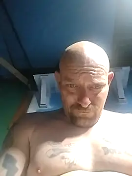 Snapshot of jayjay198080 chatting on 03-04-25, 03:26 jayjay198080 online show from 03-04-25, 03:26