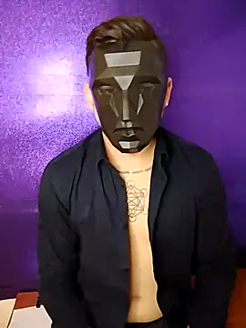 Snapshot of alegian chatting on 12-18-25, 03:29 alegian online show from 12-18-25, 03:29