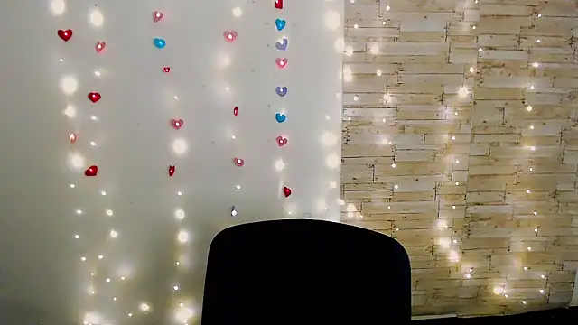 Snapshot of Lexi_Jous chatting on 01-27-25, 02:46 Lexi Jous online show from 01-27-25, 02:46