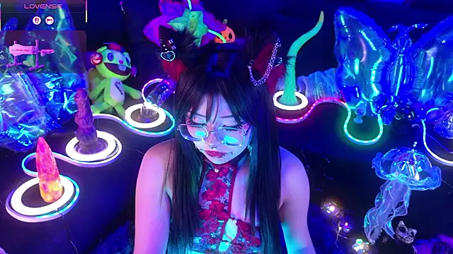 LaytonBox online show from 03-13-26, 02:23