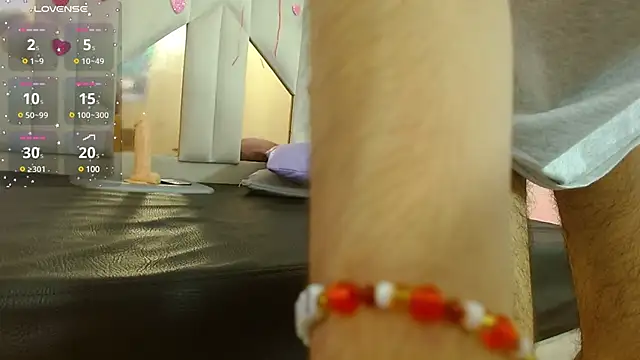 Axel tay online show from 02-20-25, 07:34