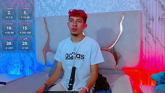 Axel tay online show from 03-06-26, 06:59