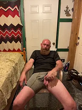 Snapshot of 32XRedBeard chatting on 04-07-26, 09:37 32XRedBeard online show from 04-07-26, 09:37