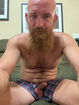 Snapshot of 32XRedBeard chatting on 05-09-26, 03:50 32XRedBeard online show from 05-09-26, 03:50