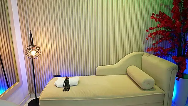 Snapshot of Emma_Walkerr_ chatting on 09-25-25, 07:06 Emma Walkerr online show from 09-25-25, 07:06