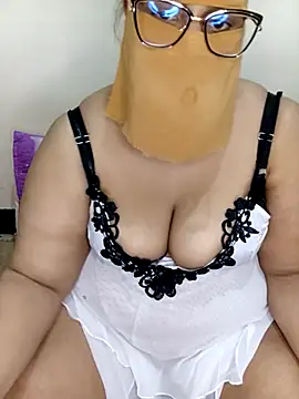 Samara-Bella online show from 02-20-25, 10:16