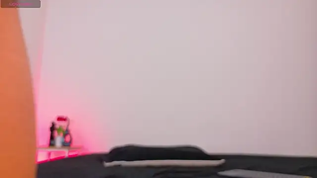 cristal antoni online show from 03-04-26, 09:04