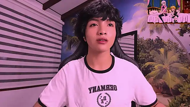 AllanYong18 online show from 02-20-25, 06:17