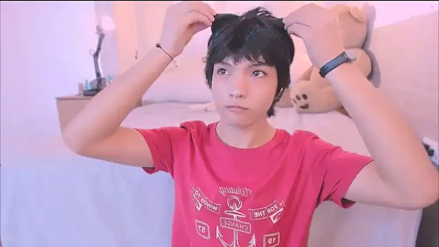 AllanYong18 online show from 09-21-25, 03:24