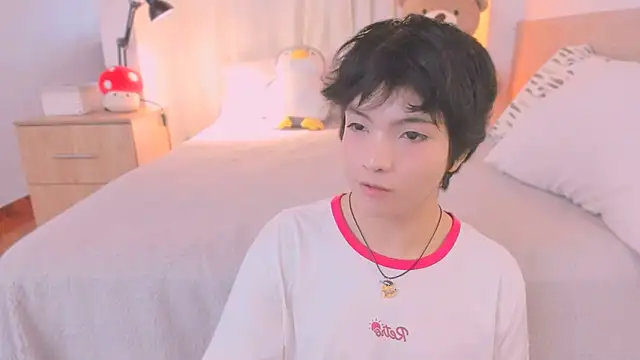 AllanYong18 online show from 02-19-26, 12:56