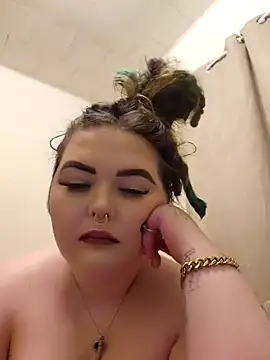 Snapshot of LitHippieBaby420 chatting on 02-11-25, 05:29 LitHippieBaby420 online show from 02-11-25, 05:29