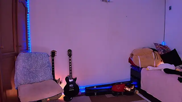 Snapshot of antonelawow chatting on 11-07-25, 09:04 antonelawow online show from 11-07-25, 09:04