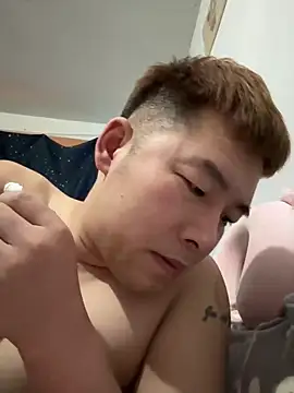 zxb757369 online show from 02-07-25, 09:26