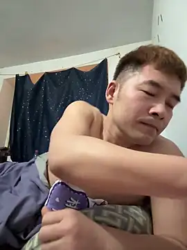 zxb757369 online show from 02-11-25, 03:08