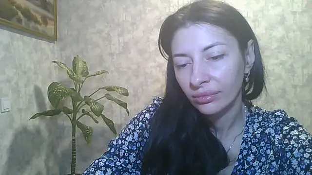 LissaBlossom online show from 12-04-25, 05:50