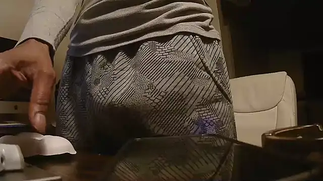 MrDaddyBbSnake online show from 04-10-26, 12:38