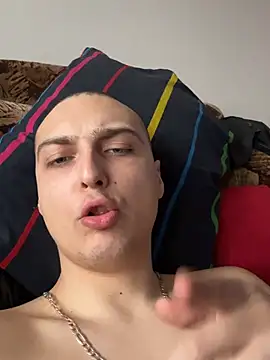 Snapshot of Manijak38 chatting on 03-02-26, 07:15 Manijak38 online show from 03-02-26, 07:15