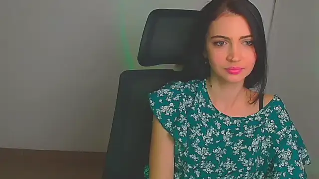 Amalia amor online show from 01-17-25, 03:22