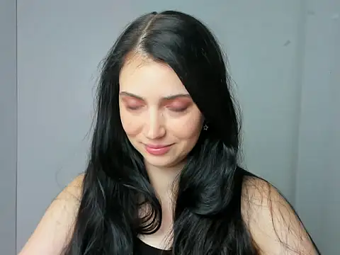 Amalia amor online show from 11-30-25, 12:42