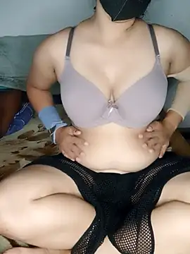 Queen princes online show from 11-27-25, 06:48