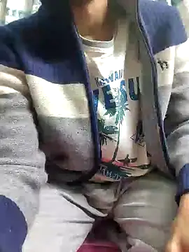 TOPMOON001 online show from 01-17-25, 09:17