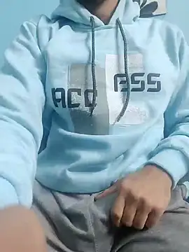 TOPMOON001 online show from 01-20-25, 12:39