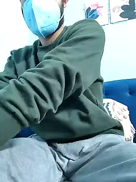 TOPMOON001 online show from 02-06-25, 11:54