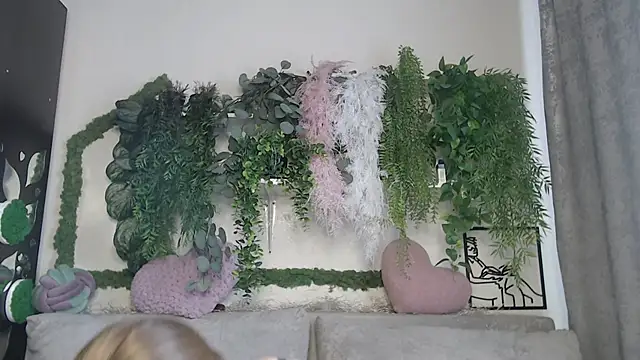 scyrim2 online show from 03-07-25, 06:57