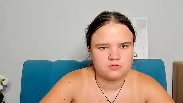 AdeleCruz online show from 10-02-25, 12:23