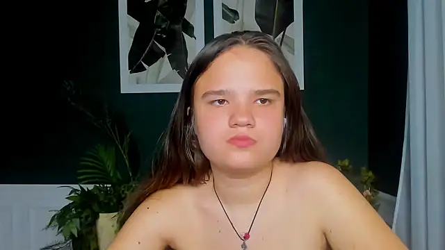 Snapshot of AdeleCruz chatting on 05-12-26, 12:02 AdeleCruz online show from 05-12-26, 12:02